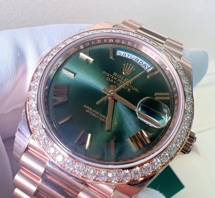 Rolex Day-date 40 2025 New Day-date 40 Everose Gold Olive Green Roman