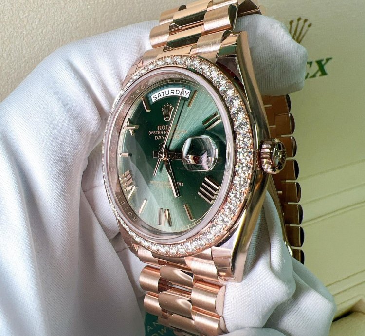 Rolex Day-date 40 2025 New Day-date 40 Everose Gold Olive Green Roman