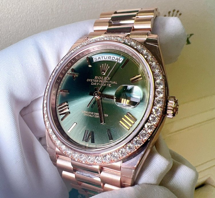 Rolex Day-date 40 2025 New Day-date 40 Everose Gold Olive Green Roman