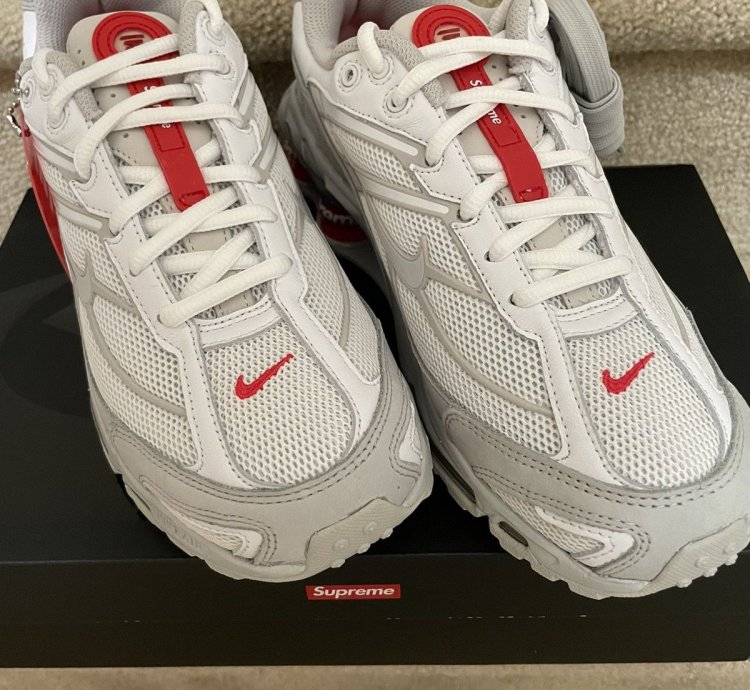 Supreme Nike Shox 2 Sp