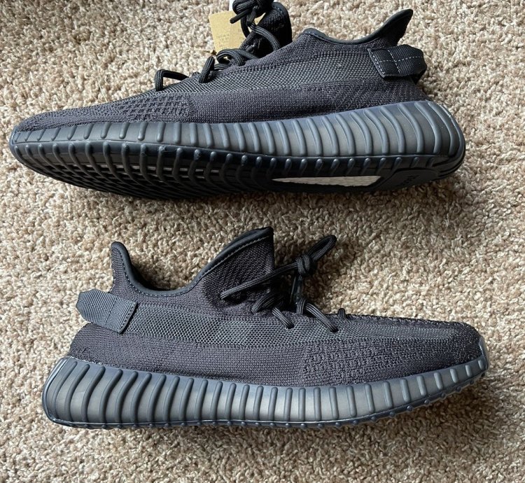 Adidas Yeezy Boost 350 V2