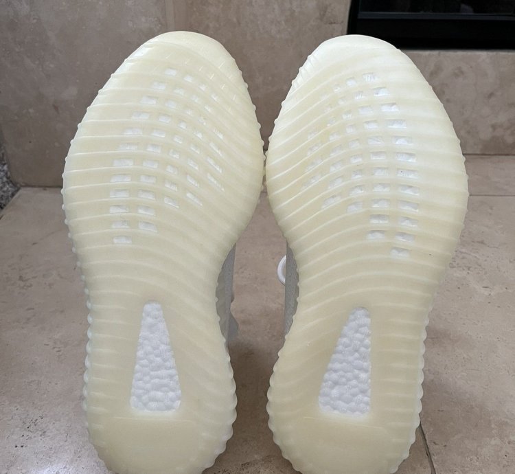 Adidas Yeezy Boost 350 V2