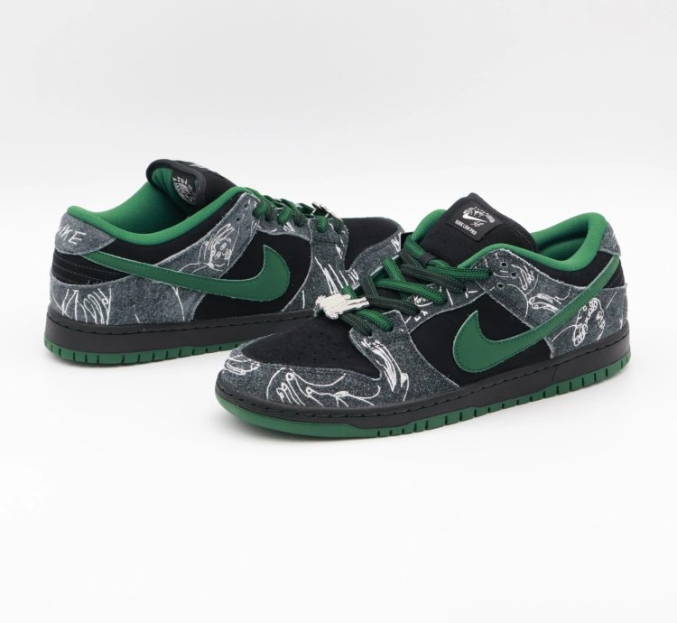 There Skateboards Nike Sb Dunk Low Pro Anthracite And Gorge Hf7743-001