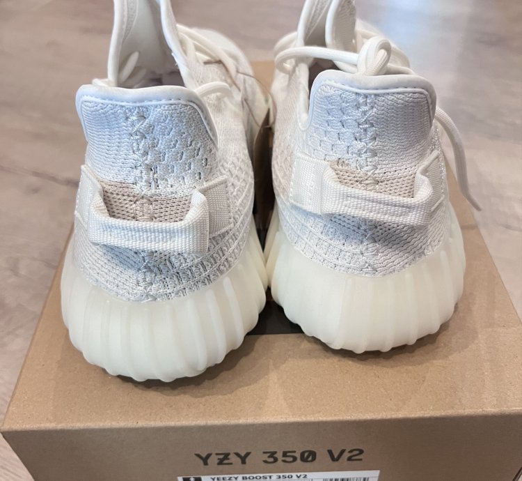 Adidas Yeezy Boost 350 V2 - Bone