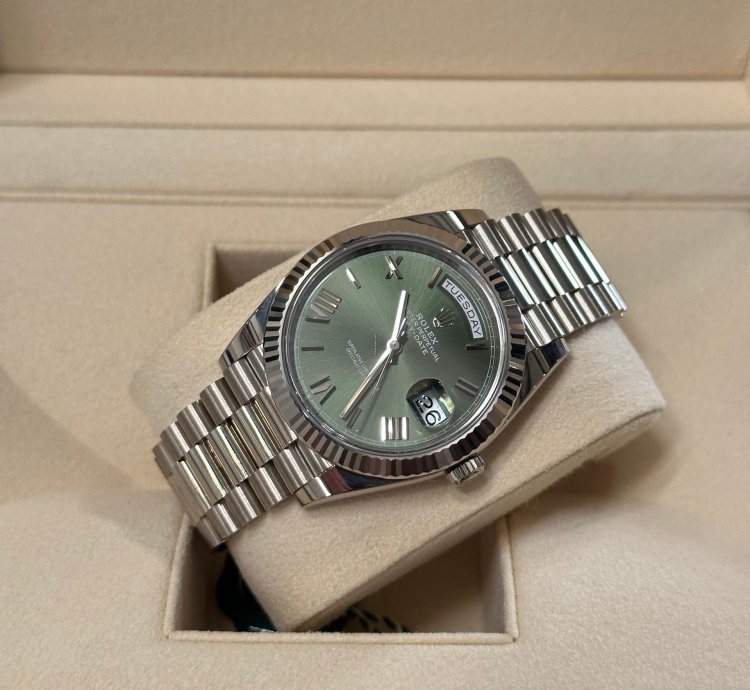 Rolex Day-date 40 olive