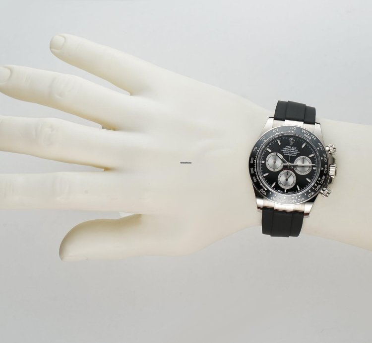 Rolex Daytona 40mm 18k White Gold Ceramic Bezel Black Dial Oysterflex Caliber 4131