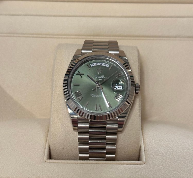 Rolex Day-date 40 olive