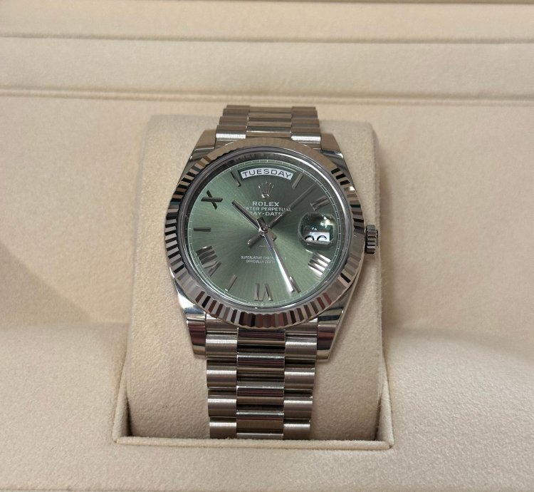 Rolex Day-date 40 olive