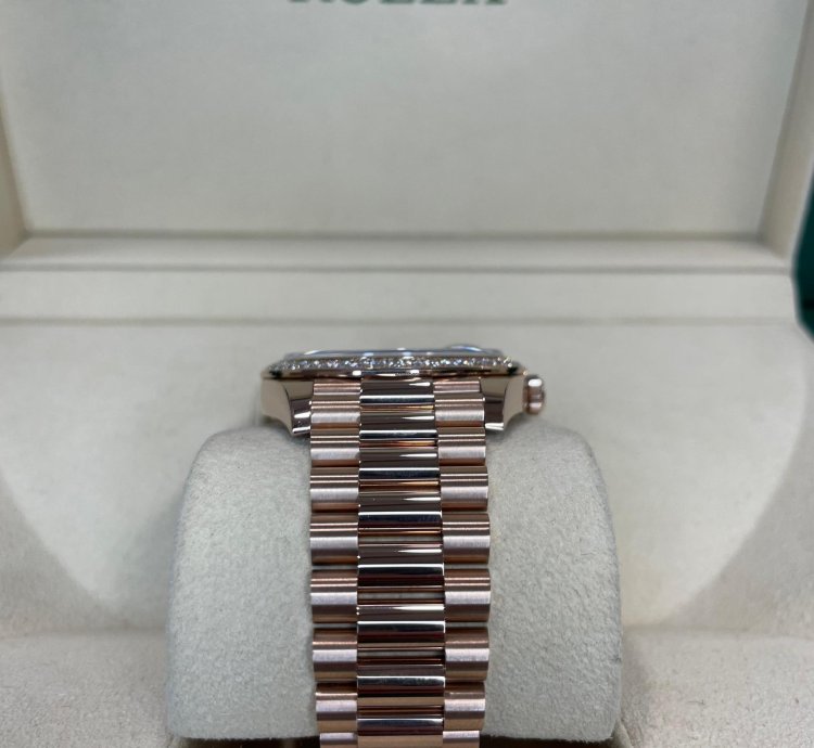 Rolex Day-date 40 rose Gold Eisenkiesel Rbr Diamond Bezel
