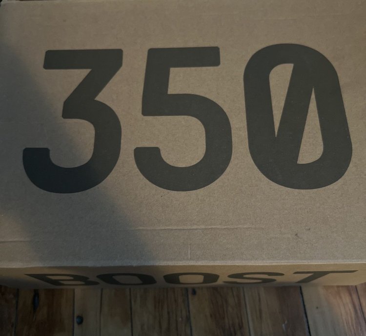Adidas Yeezy Boost 350 V2 Black non Reflective