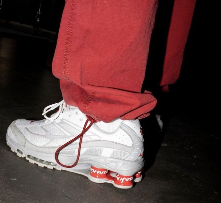 Supreme Nike Shox Ride 2 8 5