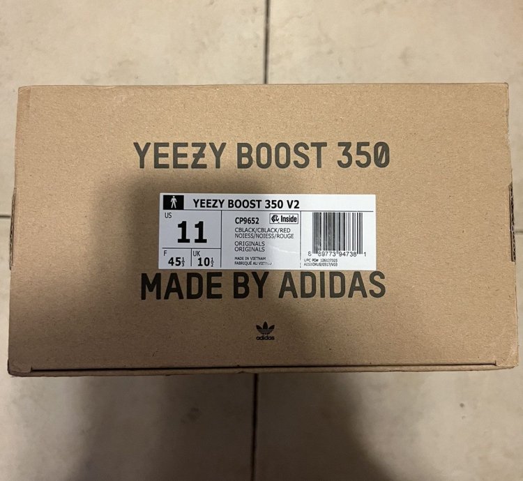 Adidas Yeezy Boost 350 V2 Bred