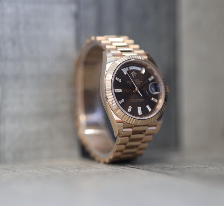 Rolex Day-date 40 2021 Day-date 40 Chocolate Baguette Dial 228235