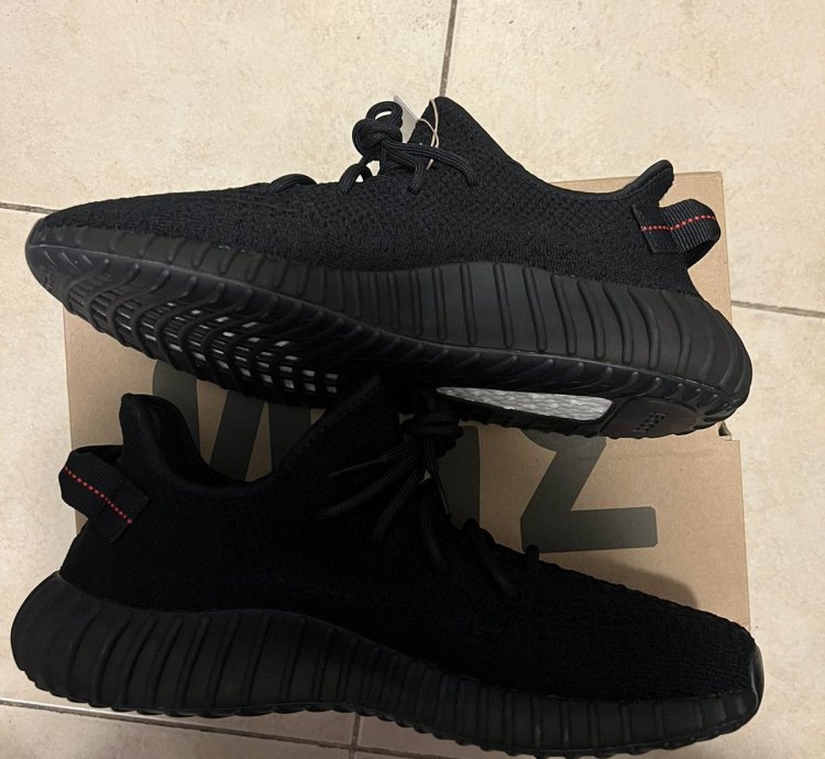 Adidas Yeezy Boost 350 V2 Bred Ds