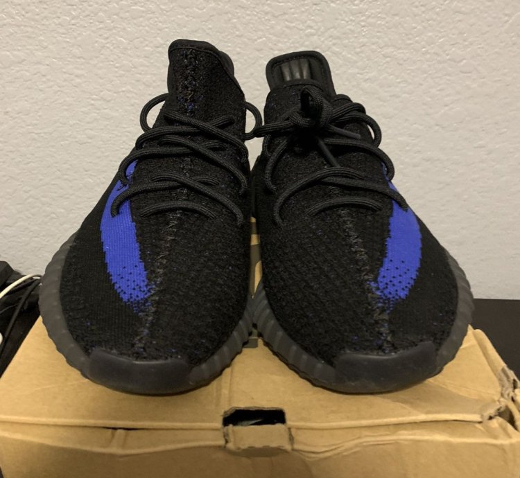 Adidas Yeezy Boost 350 V2 Dazzling Blue Size 10 5
