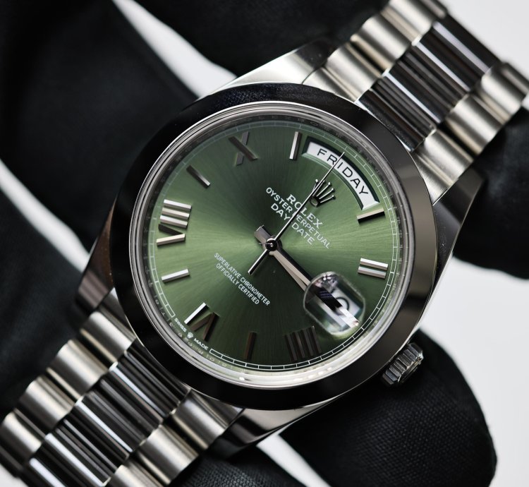 Rolex Day-date 40 2021 Olive Dial Unworn 228206