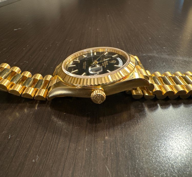 Rolex Day-date 40 2021 Rolex Day Date Yellow Gold President 40mm Unworn Box Pa