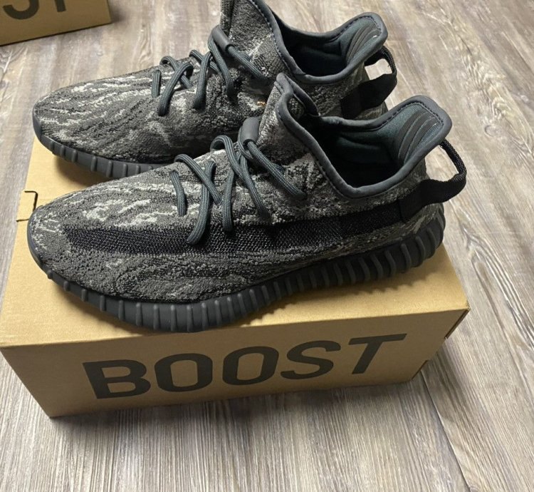 Adidas Yeezy Boost 350 V2 Mx Dark Salt