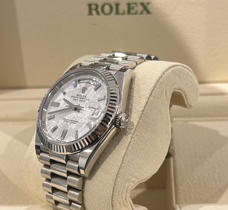 Rolex Day-date 40 2021 White Gold Day-date 40 Factory Meteorite Baguette Diamond Dial Box Papers 228239