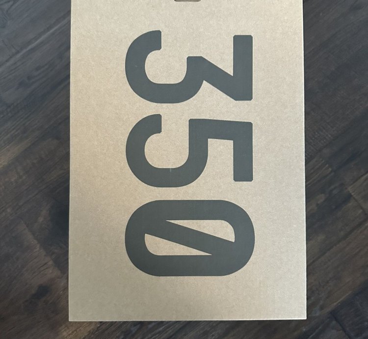 Adidas Yeezy Boost 350 V2 Non- Reflective