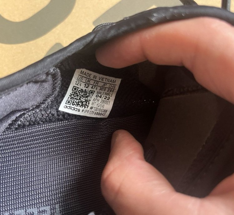 Adidas Yeezy Boost 350 V2 Onyx