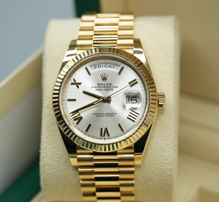 Rolex Day-date 40 2022 Yellow Gold Day-date 40 228238 Silver Roman Dial Unworn Box And Papers