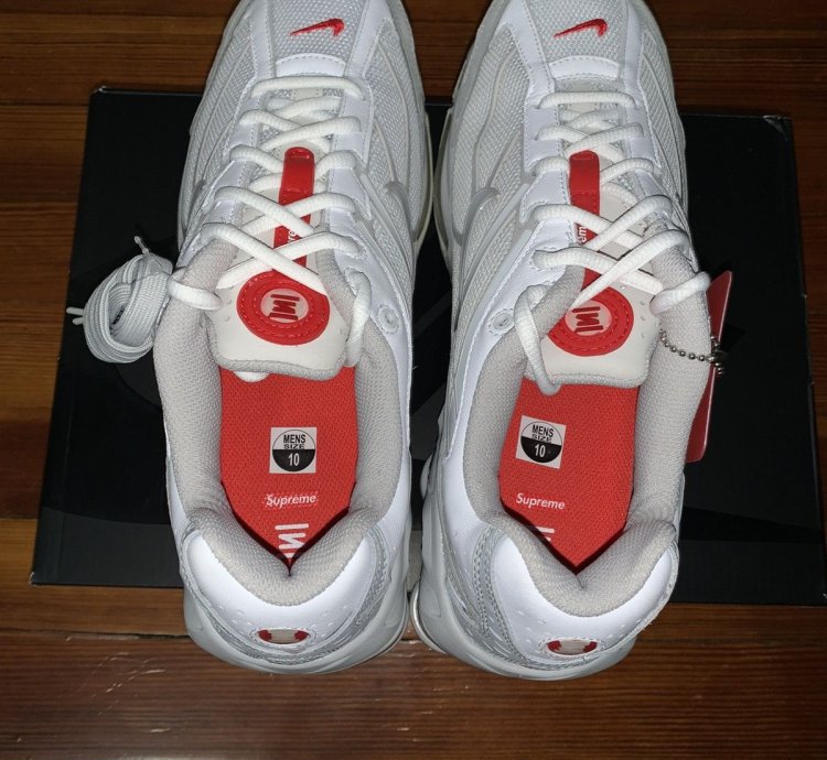 Supreme Nike Shox Ride 2 White Size 10