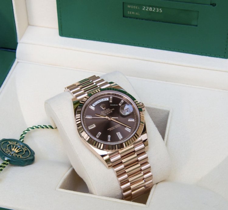 Rolex Day-date 40 2023 40mm Day-date 18k Everose Chocolate Baguette Diamond Dial Unworn In Stock