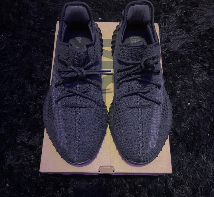 Adidas Yeezy Boost 350 V2 Onyx 22 23