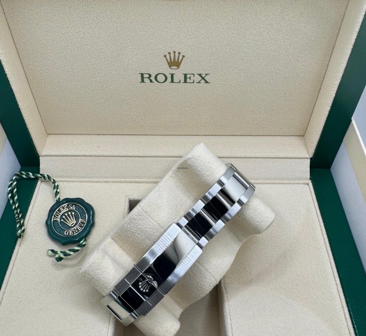 Rolex Daytona 40mm Ceramic Bezel White Dial 116500ln 2023 New