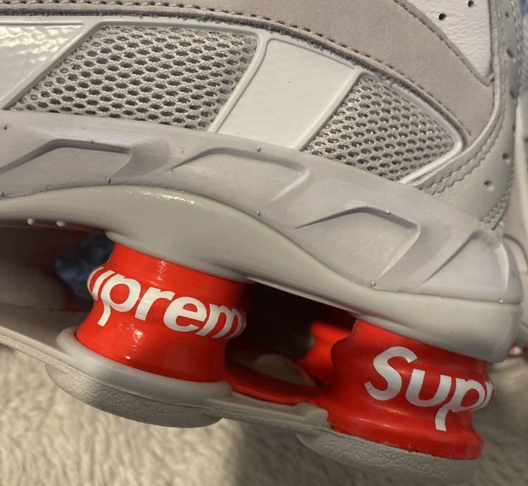 Supreme Nike Shox White