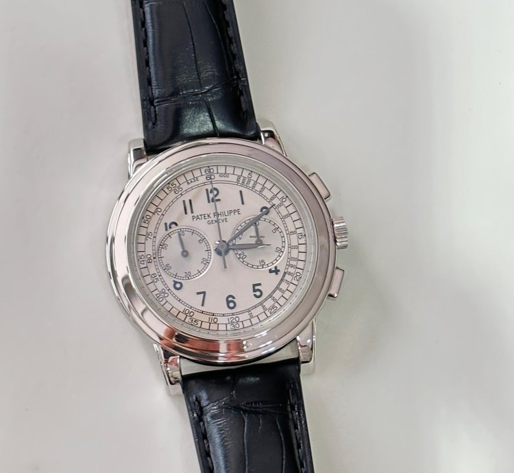 Patek Philippe Chronograph Extracts From The Archives
