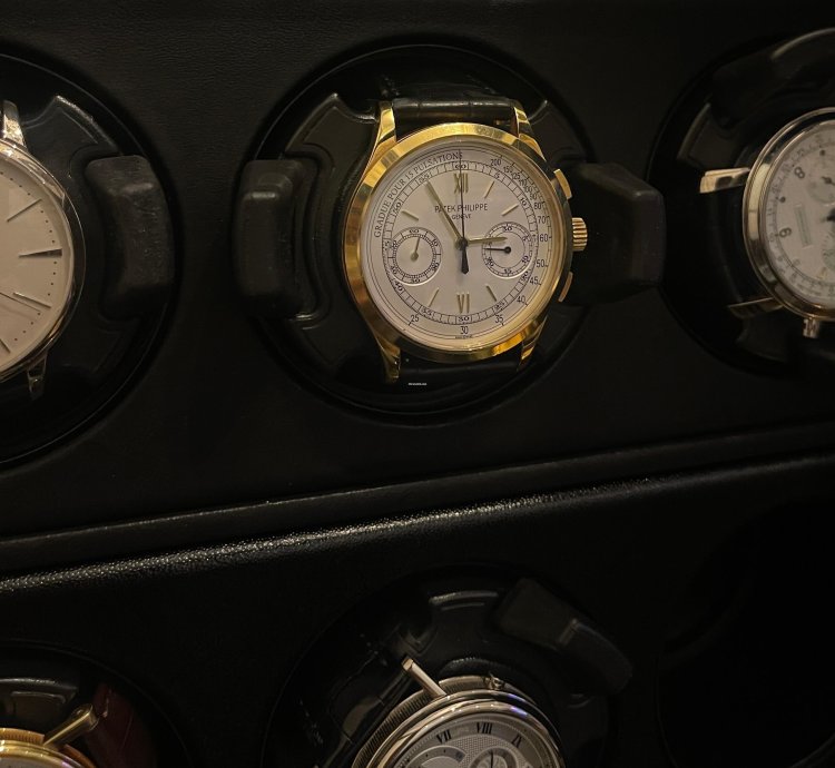 Patek Philippe Chronograph First Hand The Owner Used It Only Few Times