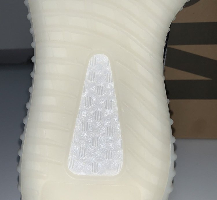 Adidas Yeezy Boost 350 V2 Zebra