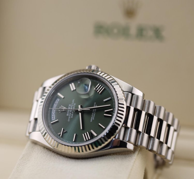 Rolex Day-date 40 2023 Day Date 40 White Gold Olive 228239
