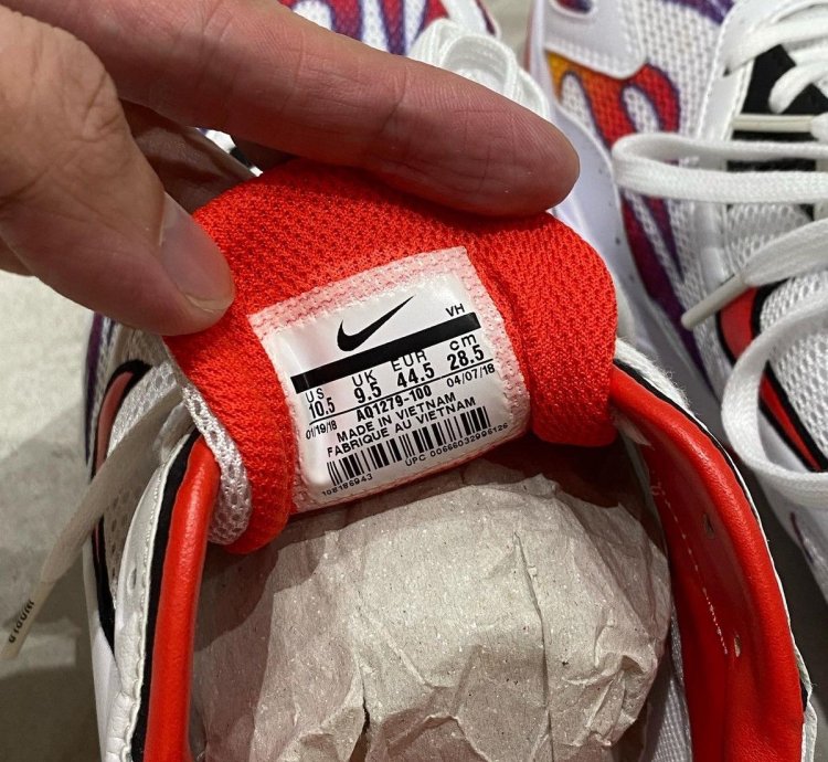 Supreme Nike Zoom Streak Spectrum Plus white
