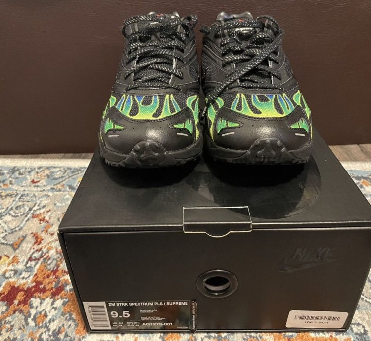 Supreme Nike Zoom Streak Spectrum Plus Size 9 5