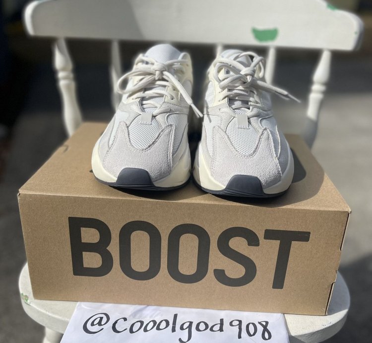 Adidas Yeezy Boost 700 Analog 2019
