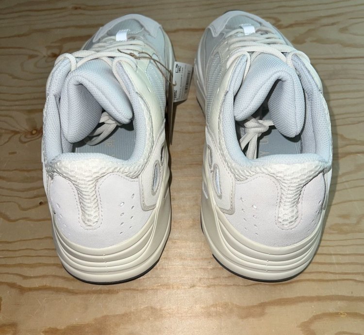 Adidas Yeezy Boost 700 Analog Size 13 New
