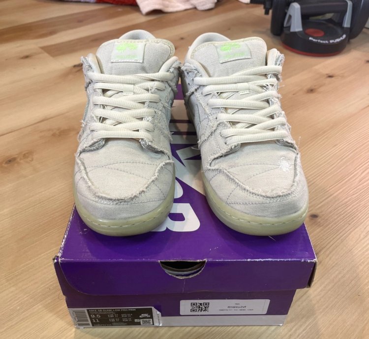 Nike Sb Dunk Low Mummy