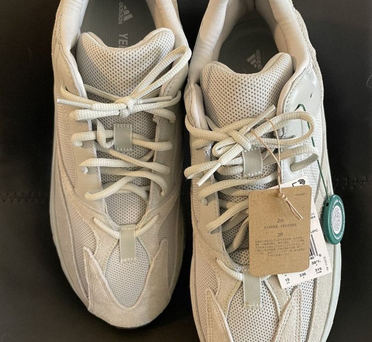 Adidas Yeezy Boost 700 Salt 2019 2023
