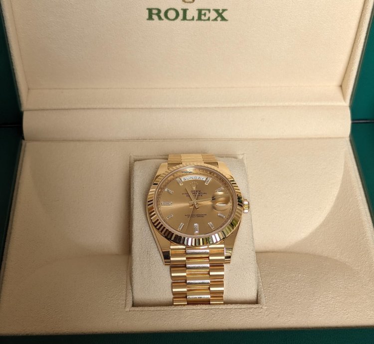 Rolex Day-date 40 2023 Full Set Box Papers And Both Tags