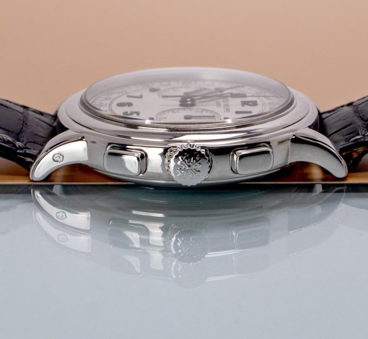 Patek Philippe Chronograph Oversize Chronograph 5070g-001