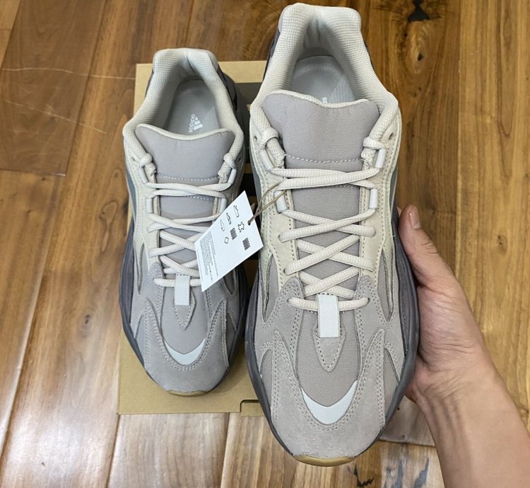 Adidas Yeezy Boost 700 V2 Tephra Sz 12m