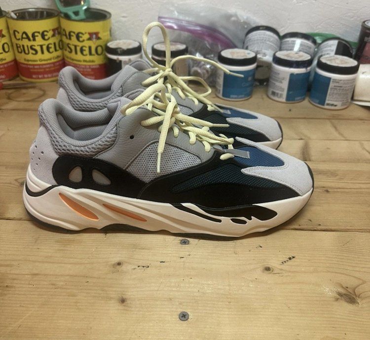 Adidas Yeezy Boost 700 V3 Wave Runner