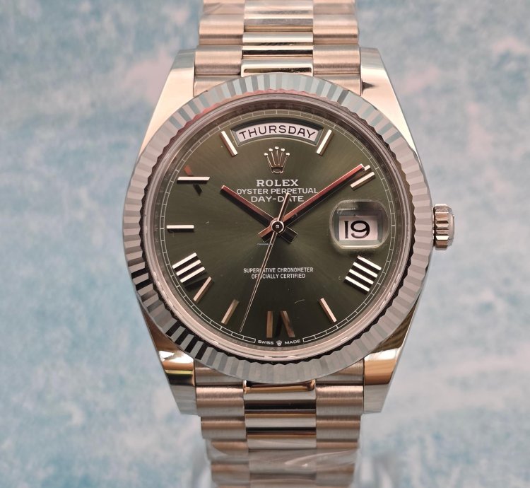 Rolex Day-date 40 2024 Brand New Full Set With White Tag important