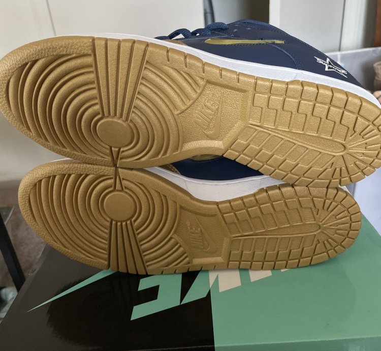 Supreme Sb Dunk Low Gold Navy Size 10 5