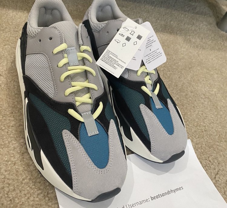 Adidas Yeezy Boost 700 Wave Runner brand New No Box- Us10