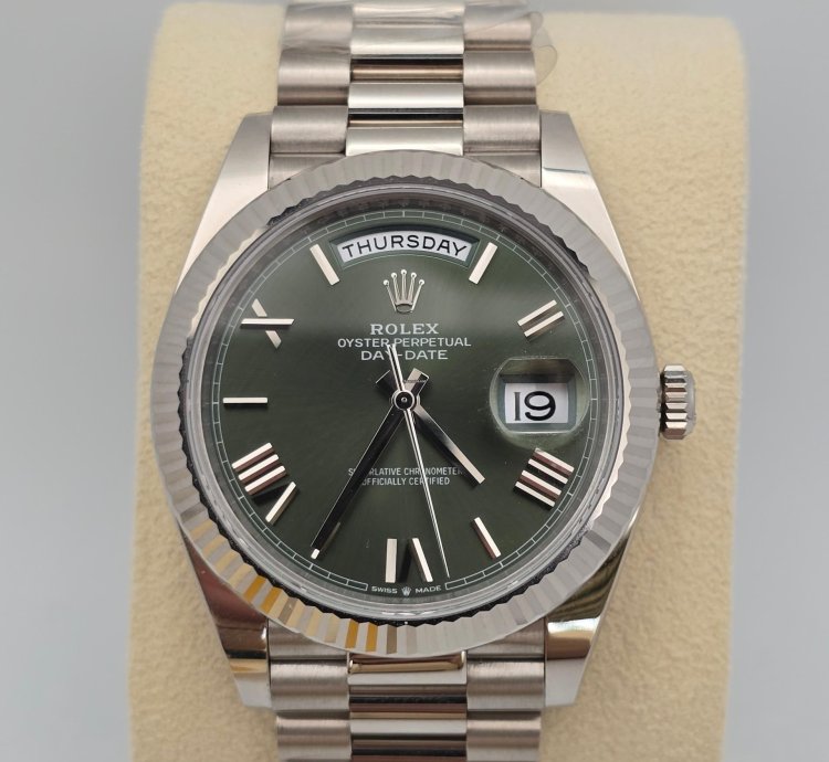 Rolex Day-date 40 2024 Brand New Full Set With White Tag important
