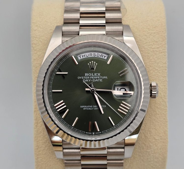 Rolex Day-date 40 2024 Brand New Full Set With White Tag important